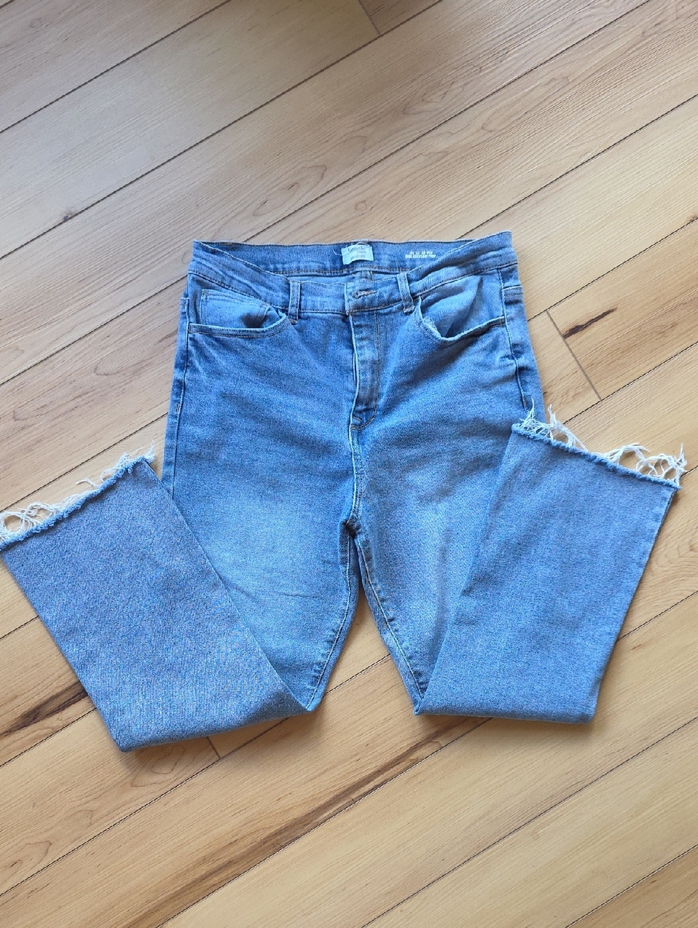 Kensie Light Blue Flare Jeans with Raw Hem